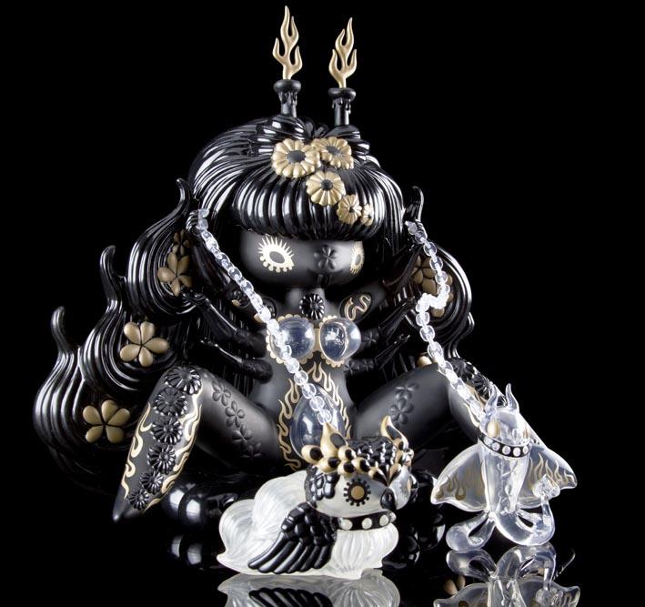 Art Toy de Junko Mizuno Kidrobot Black