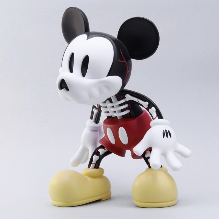 Cote Escriva Creepy Mouse tres cuartos Art Toy