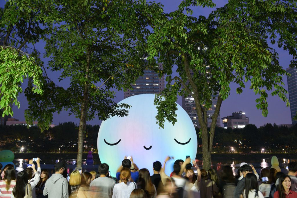 Friends With You Super Moon (Seoul exhibition)