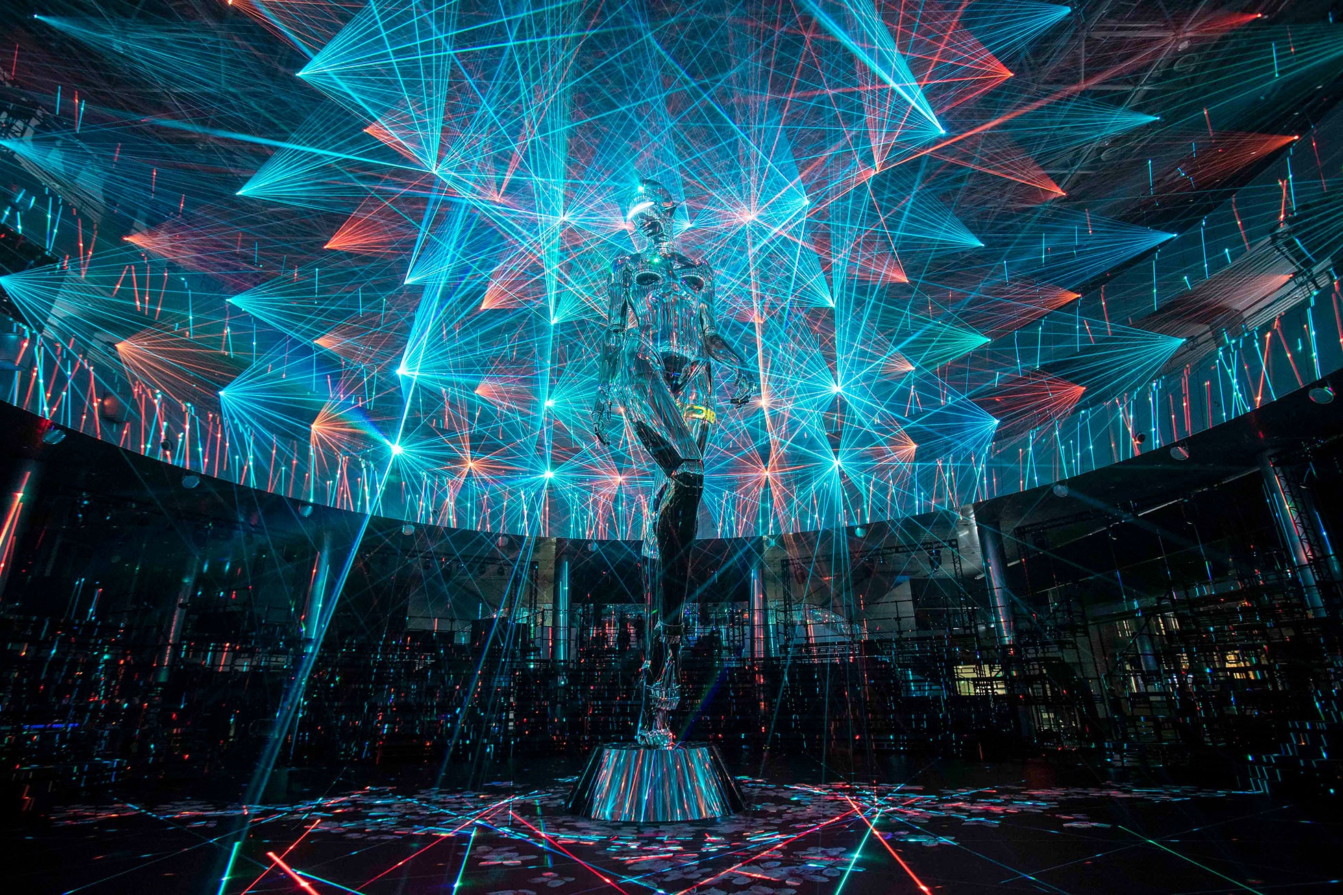 Hajime Sorayama Dior Home Pre-fall 2019