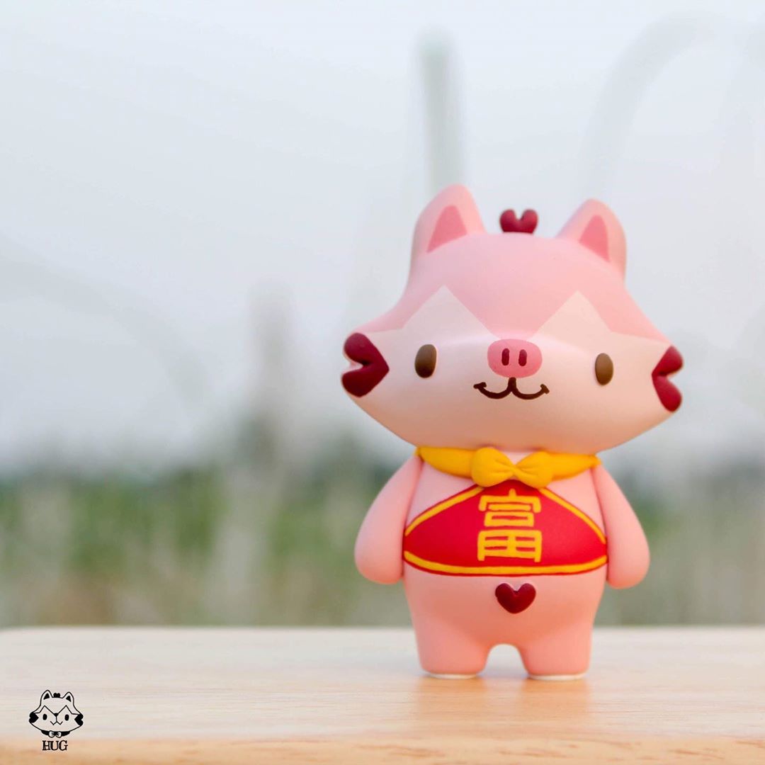 Hug Lucky Pig Edition de Hugy Me-min
