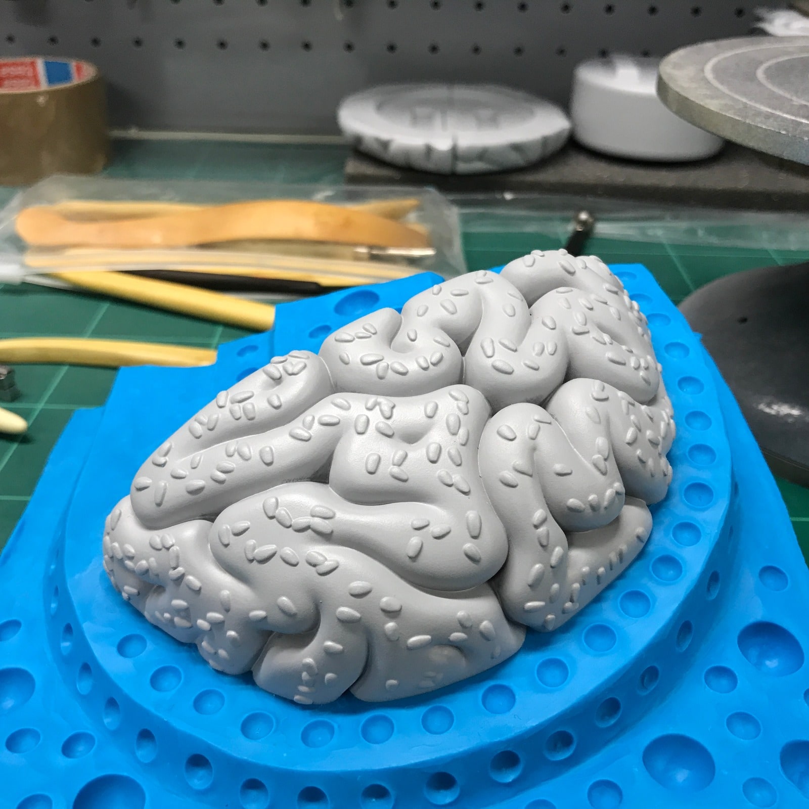McBrain Emilio Garcia Escultura Art Toy Resina