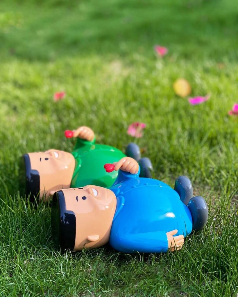 K-love Joan Cornella DDT Store Vinyl Toy Art Toy Sculpture