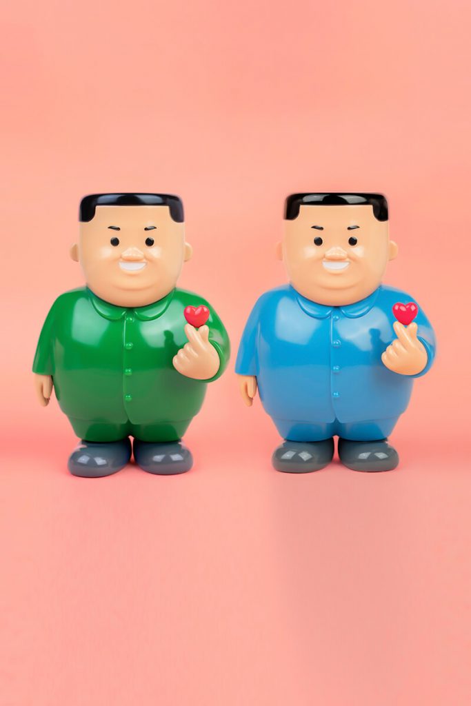 K-love Joan Cornella DDT Store Vinyl Toy Art Toy Sculpture