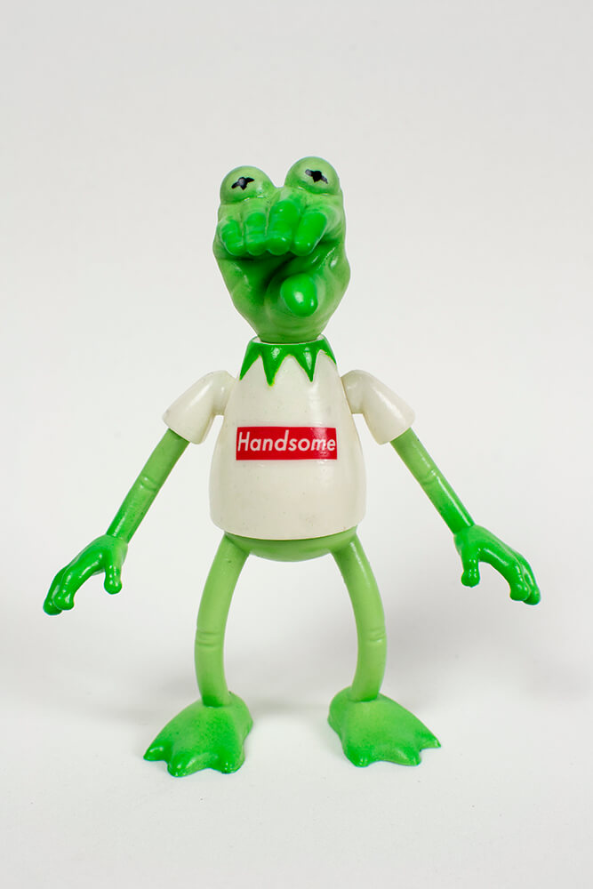 Kermit the Hand Handsome Resin Toy Art Toys Emilio Subira