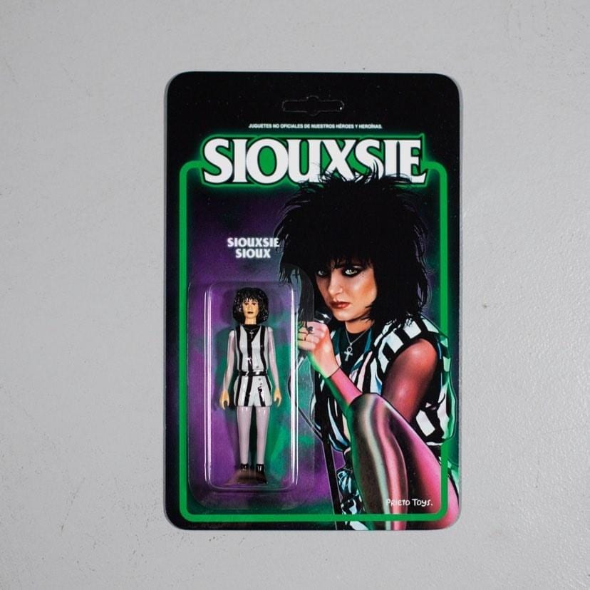 Siouxsie Prieto Toys Art Toys Bootlegs (1)