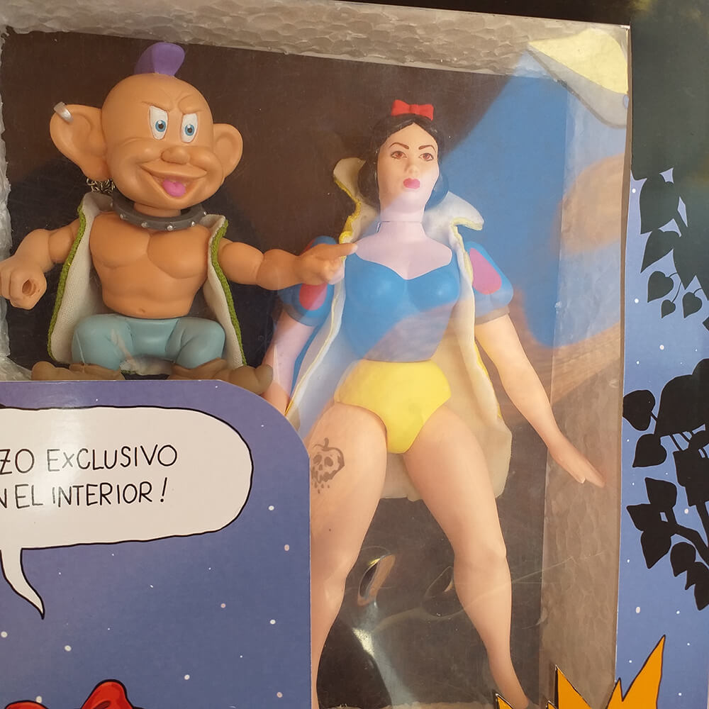Snow Bitch Betterdaystoys Art Toy Action Figure