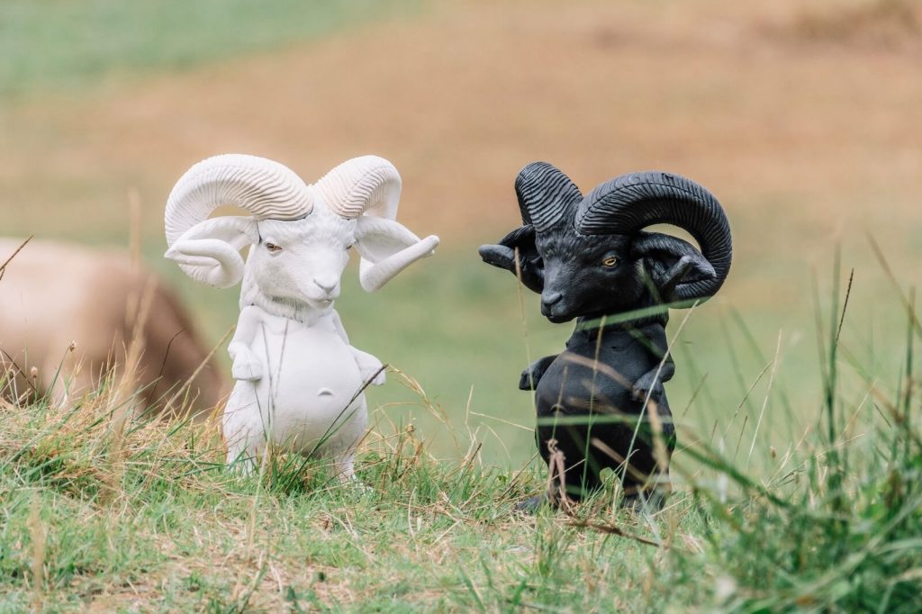 Agapito Bichin Ornamante Resin Sculpture