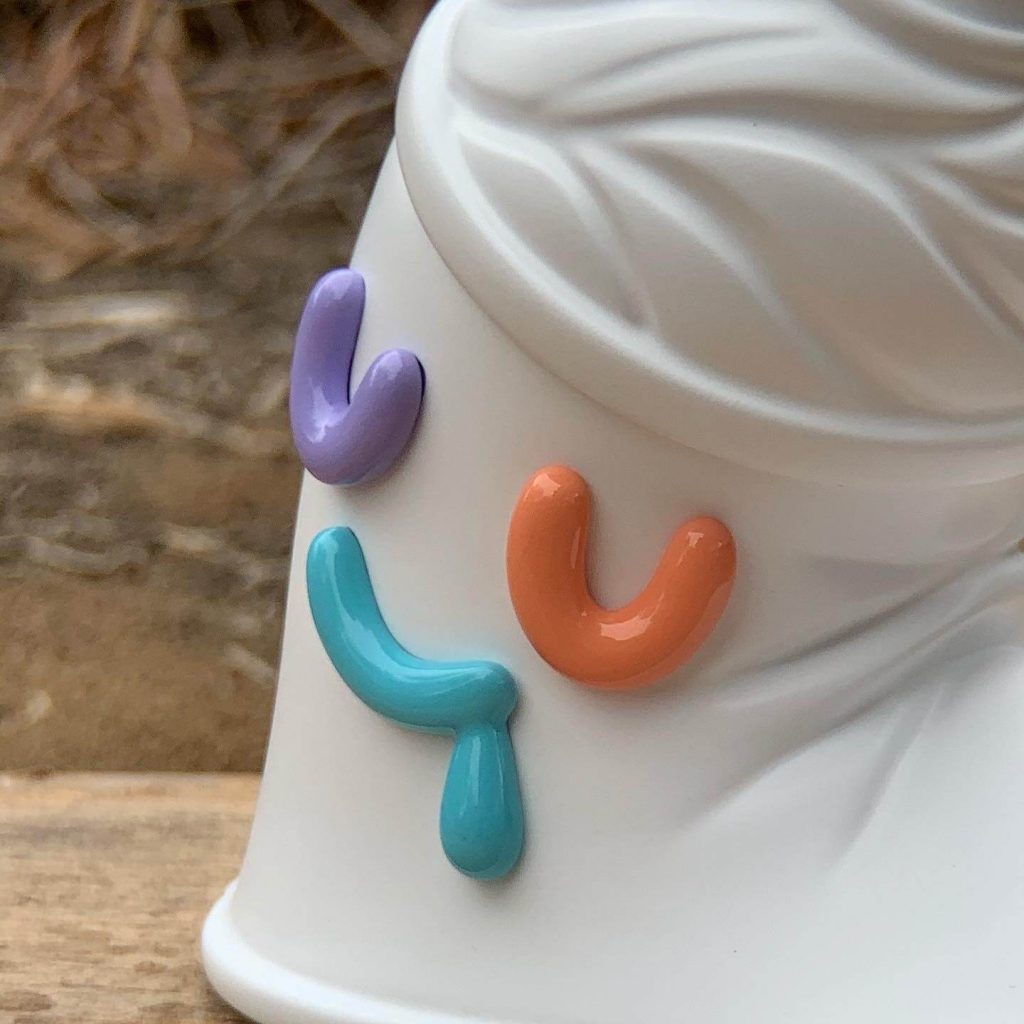 Latito Oso de Agua Street Art Toy